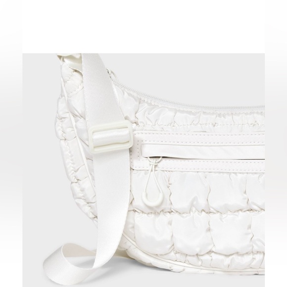 Half Moon Crossbody Bag - Wild Fable
Off-White - Picture 2 of 9